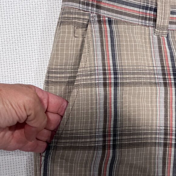 Tommy Bahama Mens Shorts 34 Plaid Linen Silk Blend Flat Front Casual Resort - Picture 4 of 9